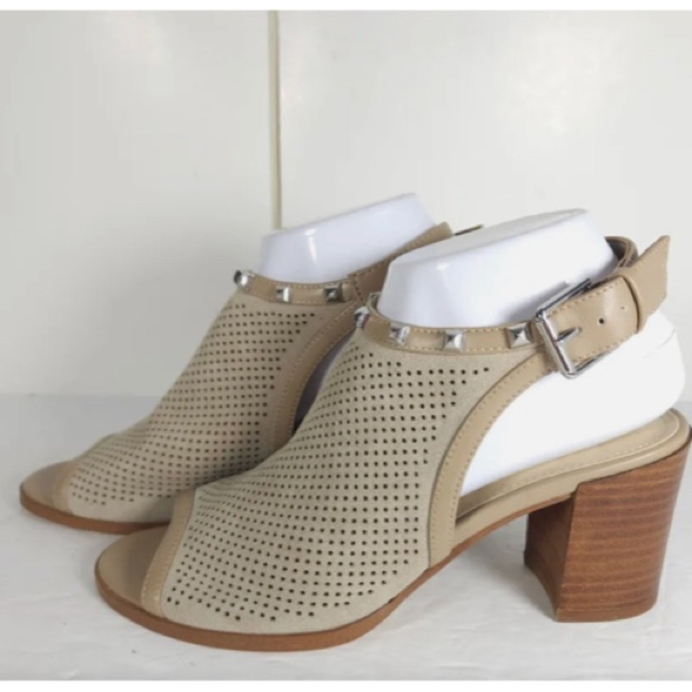 Marc Fisher Women's Parso US 8M City Natural Suede Perforated Slingback Sandal
